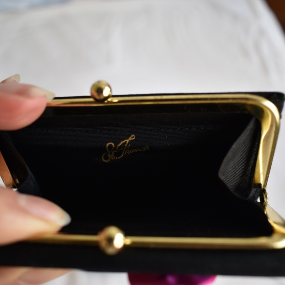 St. Thomas Black Wallet - Picture 2 of 5